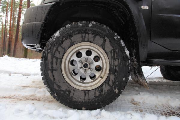 2012.12 - Moscow region, snow offroading